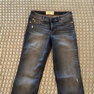 Abercrombie Kids • Straight leg jeans